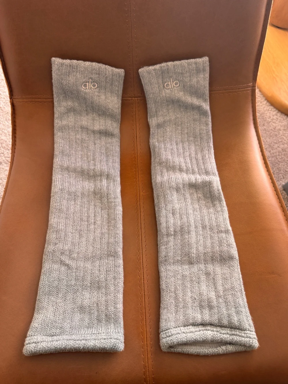 Alo Yoga Ribbed Leg Warmers Heather Gray NWOT